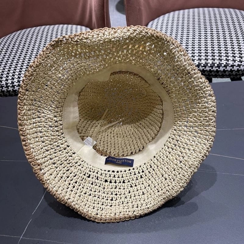 Louis Vuitton Caps Sleek 258141