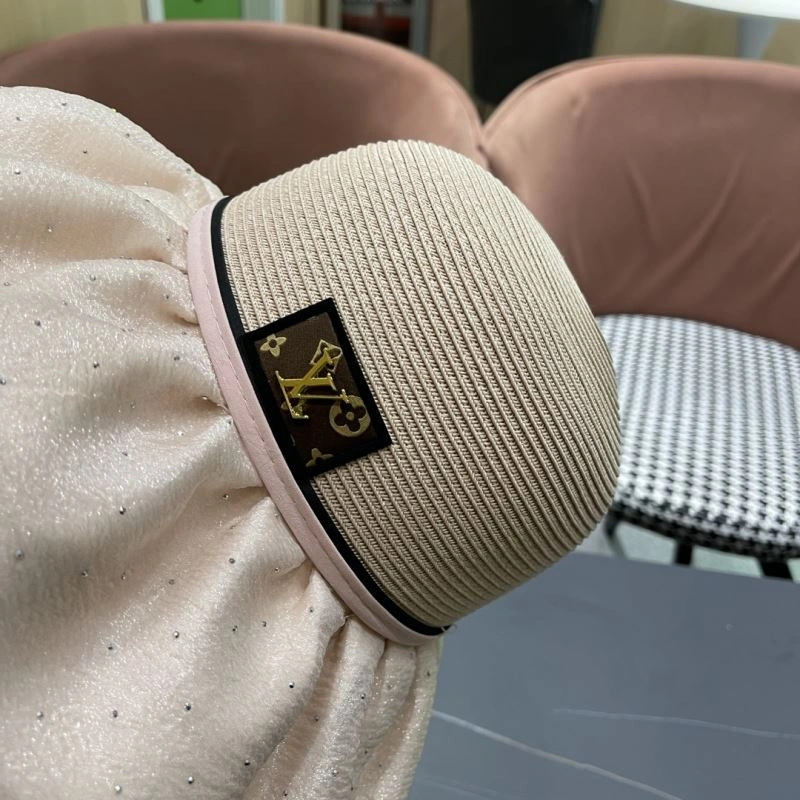 Louis Vuitton Caps Durable 258115