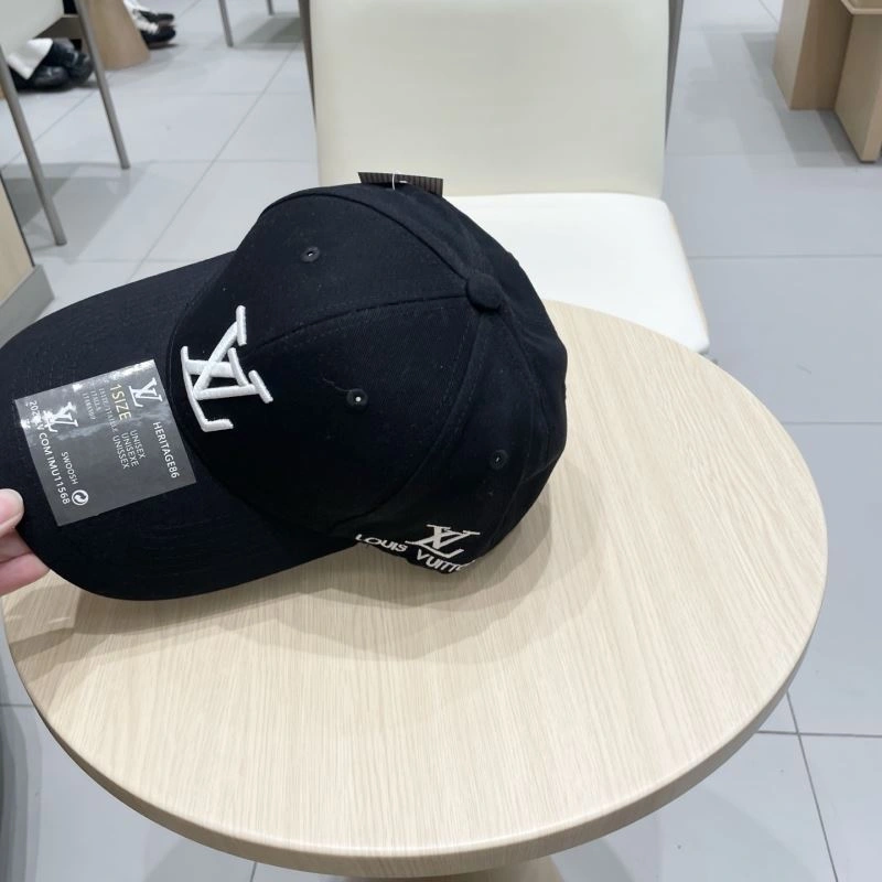 Louis Vuitton Caps Neat 258112