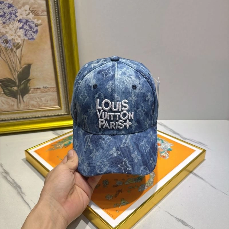 Supportive Louis Vuitton Caps 258108