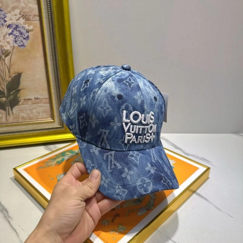 Supportive Louis Vuitton Caps 258108