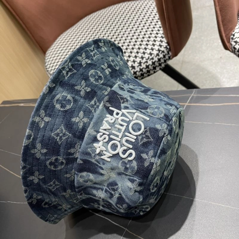 Louis Vuitton Caps Snug 258107