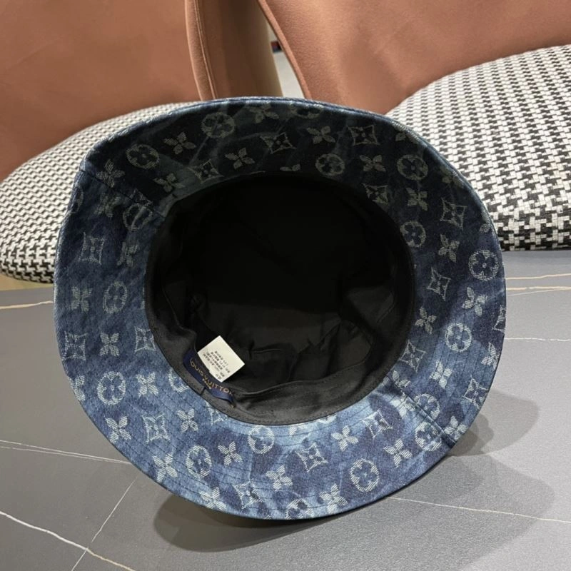 Louis Vuitton Caps Snug 258107