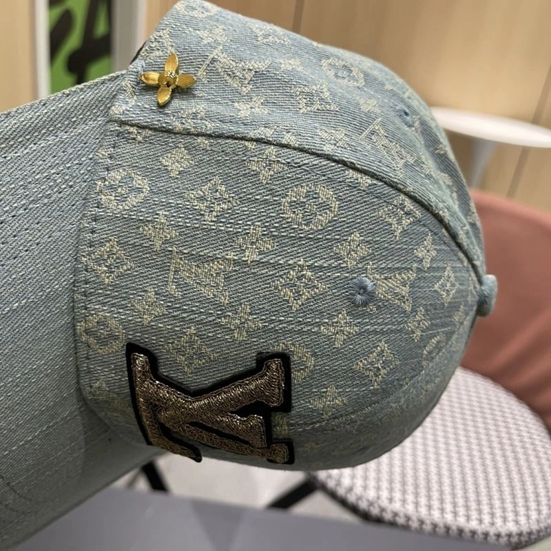 UrbanChic Louis Vuitton Caps 258105