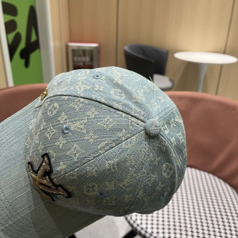 UrbanChic Louis Vuitton Caps 258105