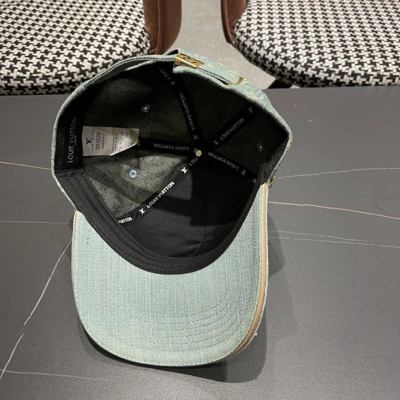 UrbanChic Louis Vuitton Caps 258105
