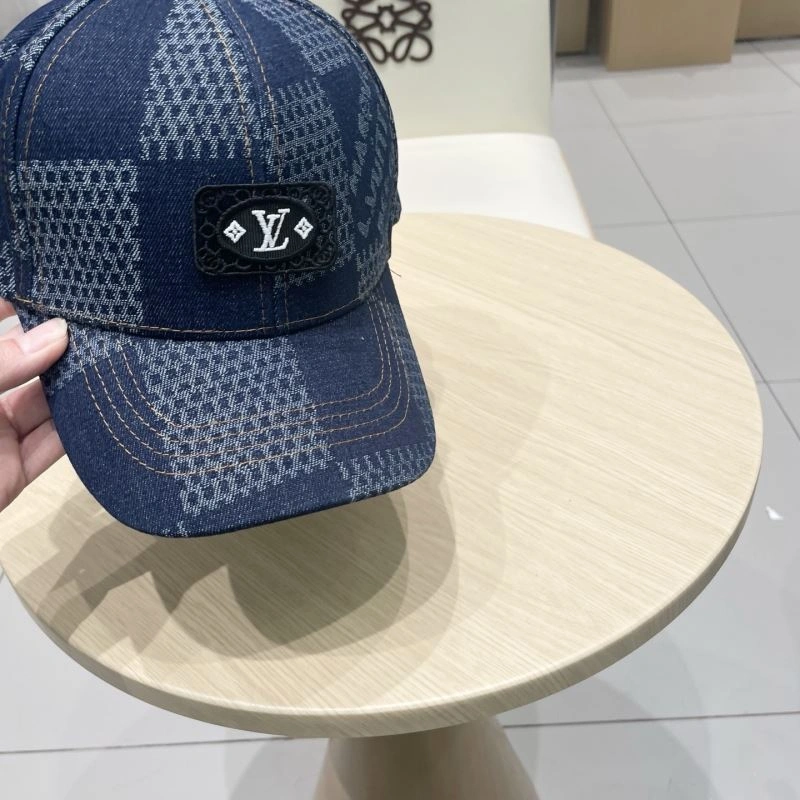Contemporary Louis Vuitton Caps 258077