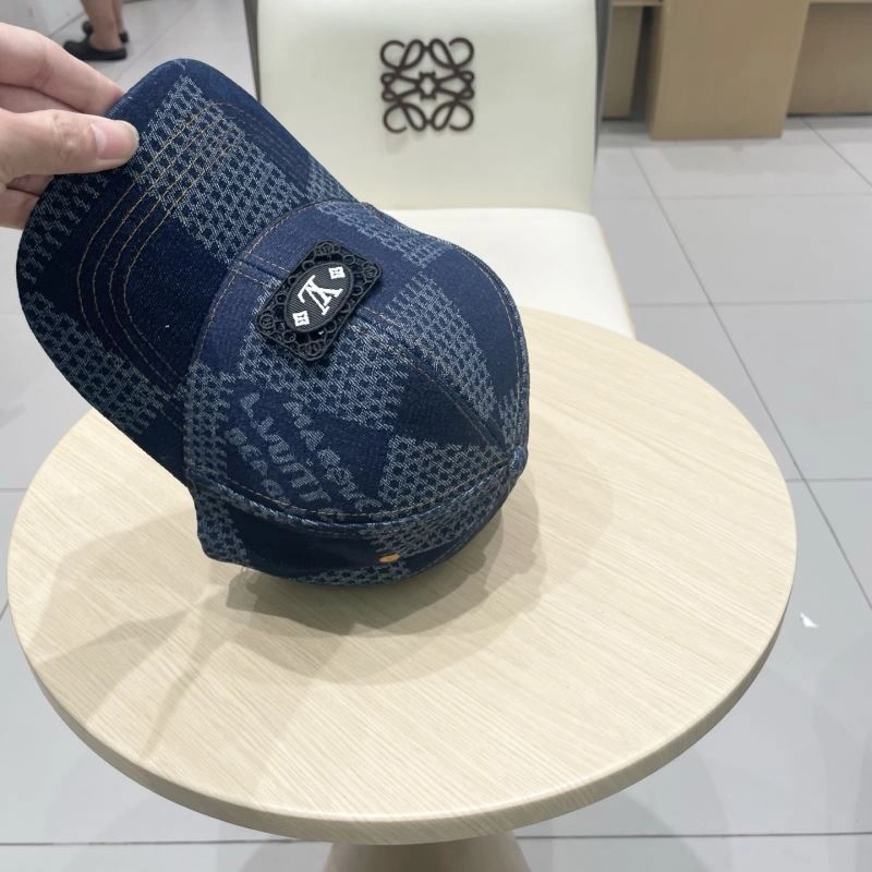 Contemporary Louis Vuitton Caps 258077