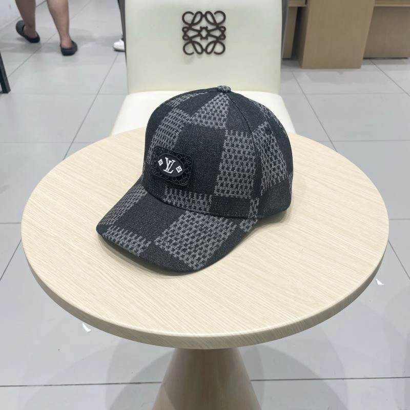 Breathable Louis Vuitton Caps 258082