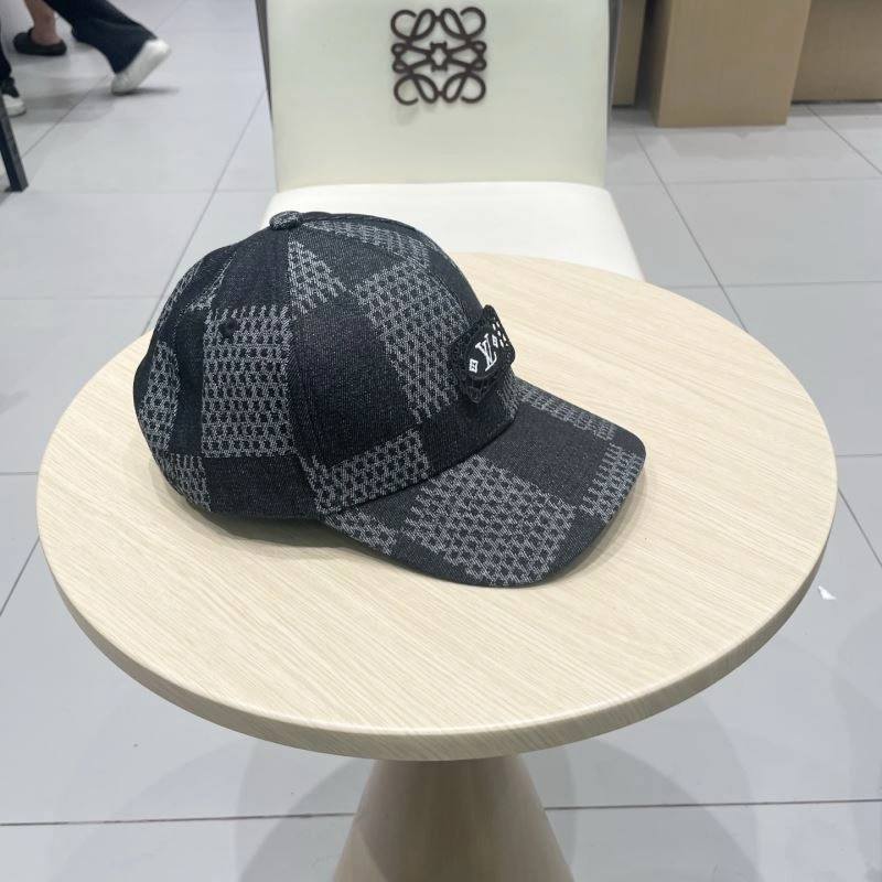 Breathable Louis Vuitton Caps 258082