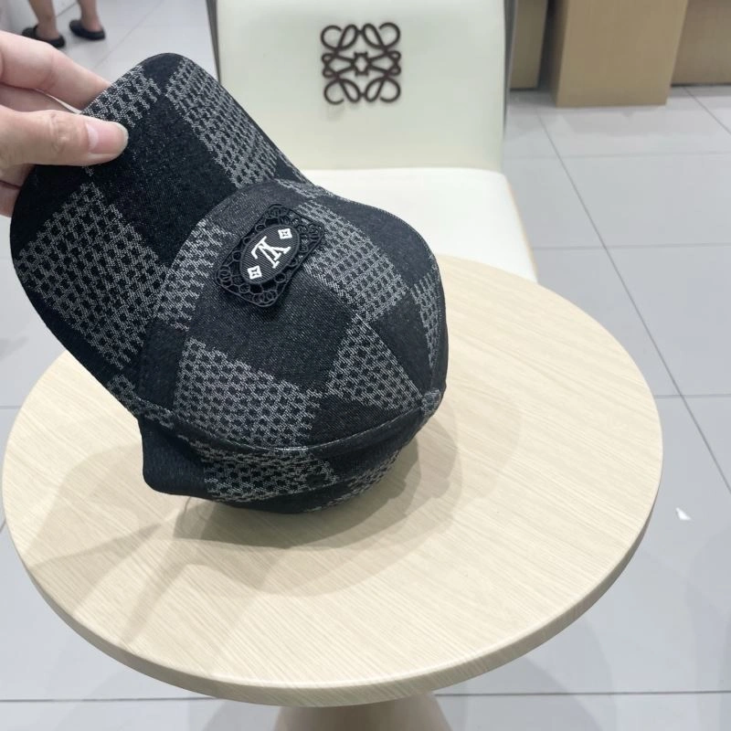 Breathable Louis Vuitton Caps 258082