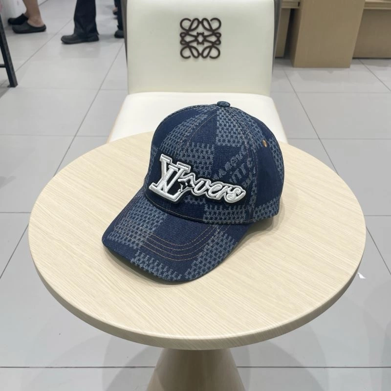 Louis Vuitton Caps Snug 258074