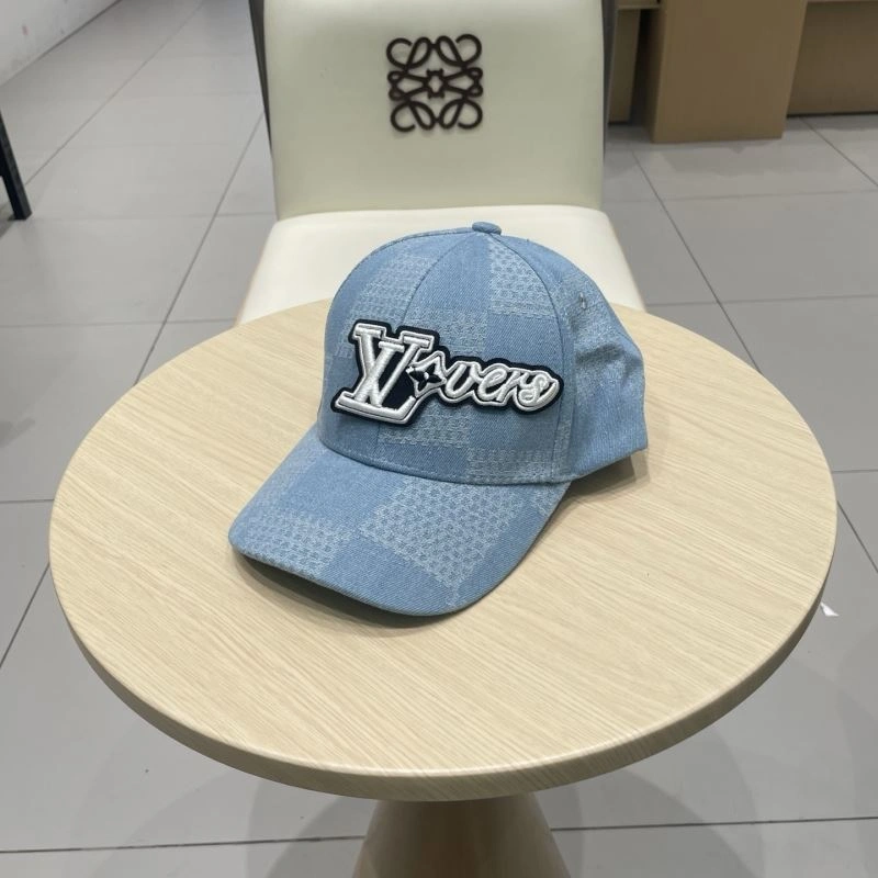 Supportive Louis Vuitton Caps 258081
