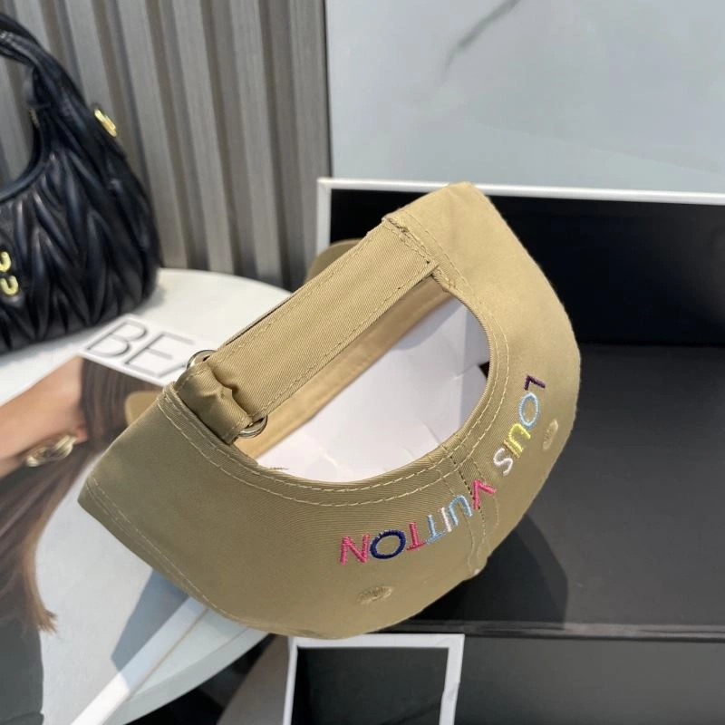 Louis Vuitton Caps Effortless 258097