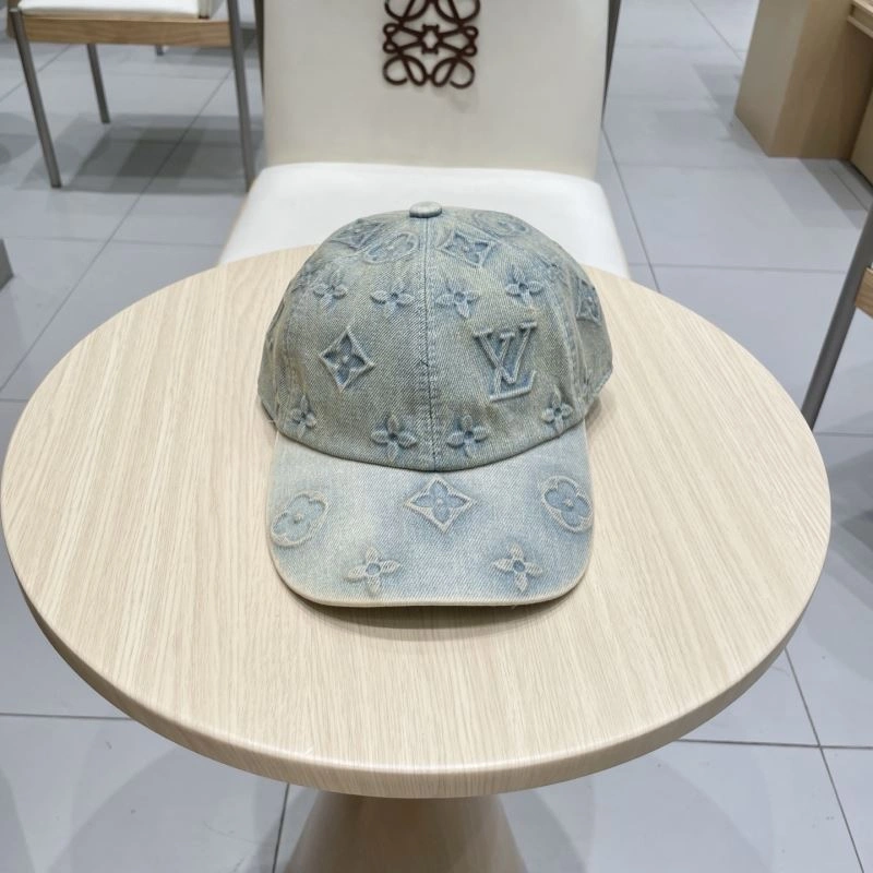 Louis Vuitton Caps Modern 258100