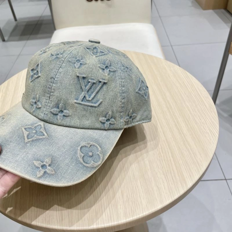 Louis Vuitton Caps Modern 258100