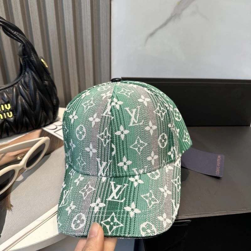Tailored Louis Vuitton Caps 258094