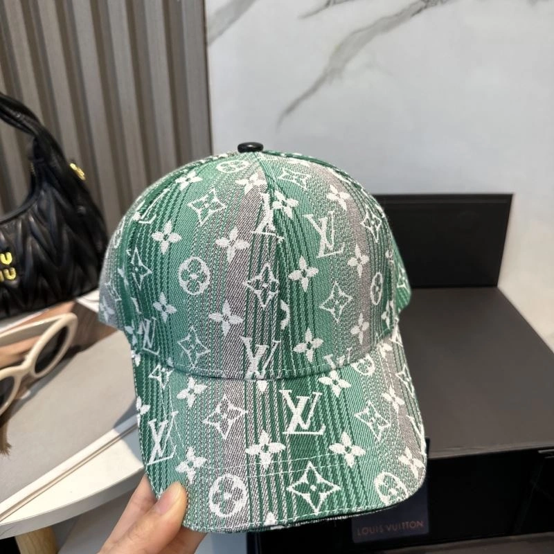 Tailored Louis Vuitton Caps 258094