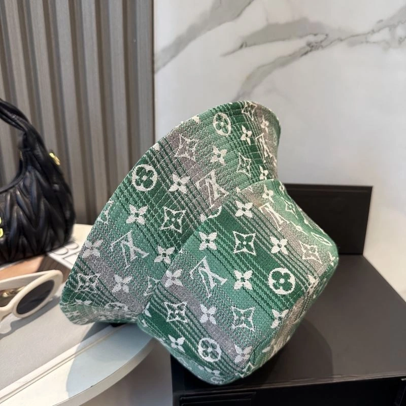 Colorful Louis Vuitton Caps 258072
