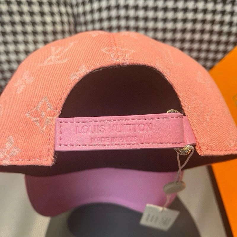 Louis Vuitton Caps Neat 258061