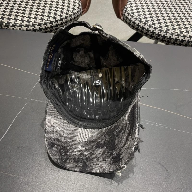 SmoothTexture Louis Vuitton Caps 258055
