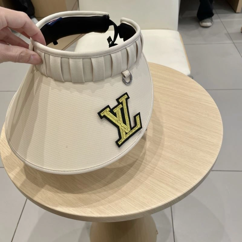 Lightweight Louis Vuitton Caps 258058
