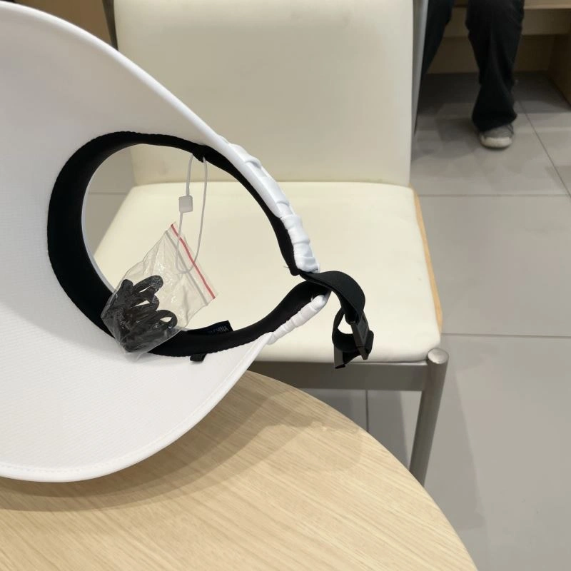 Efficient Louis Vuitton Caps 258032