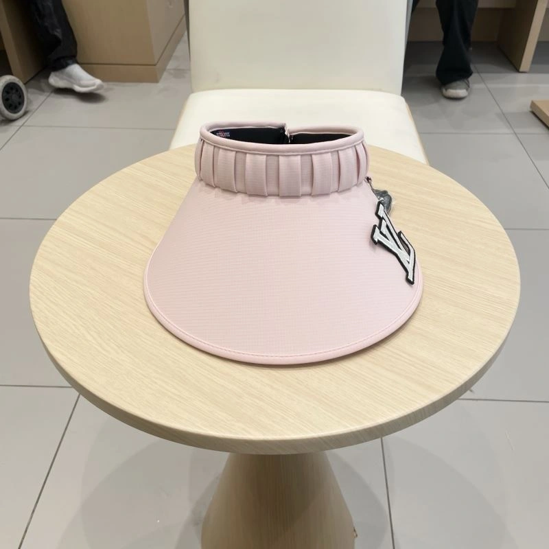 Versatile Louis Vuitton Caps 258052