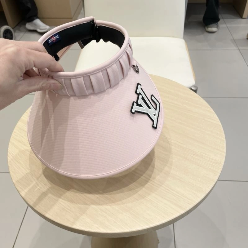 Versatile Louis Vuitton Caps 258052