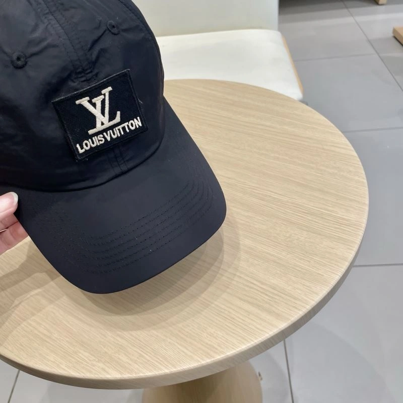 Efficient Louis Vuitton Caps 258042