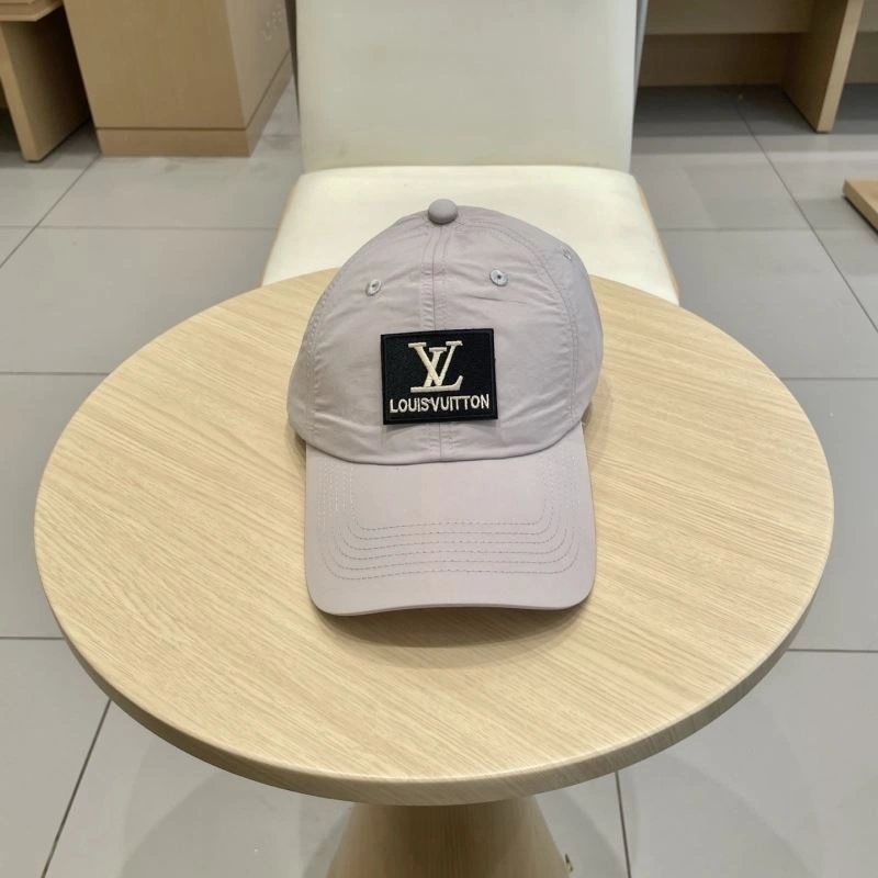 Louis Vuitton Caps Modern 258057