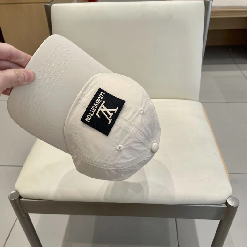 Thermal Louis Vuitton Caps 258035