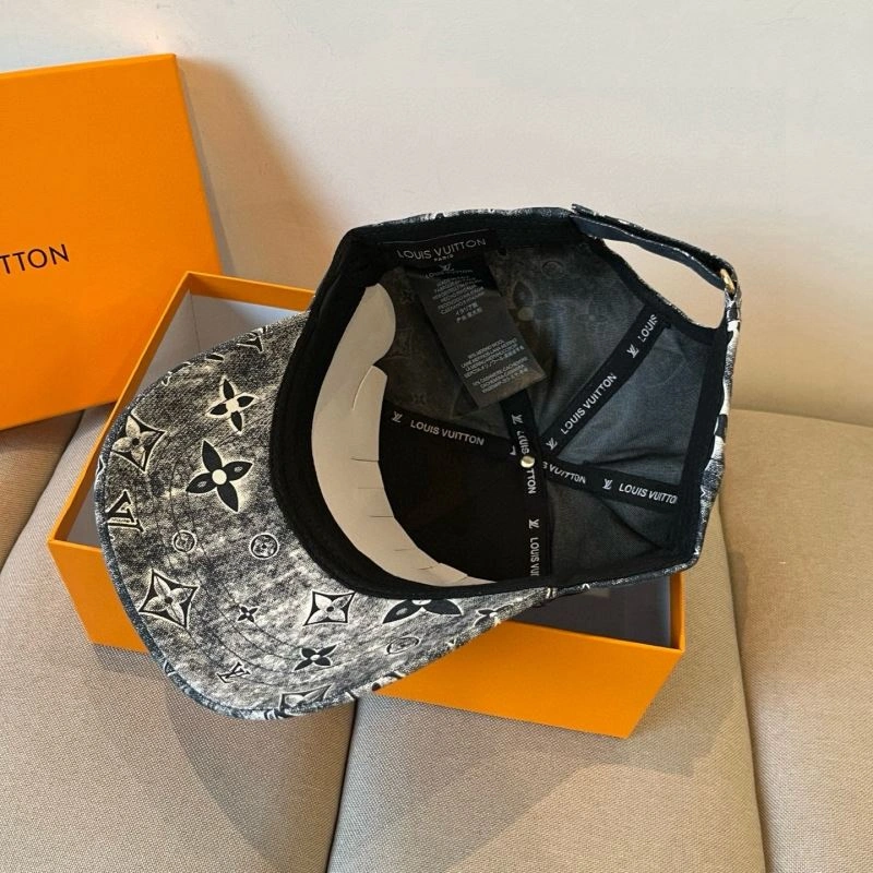 Louis Vuitton Caps Lightweight 258038