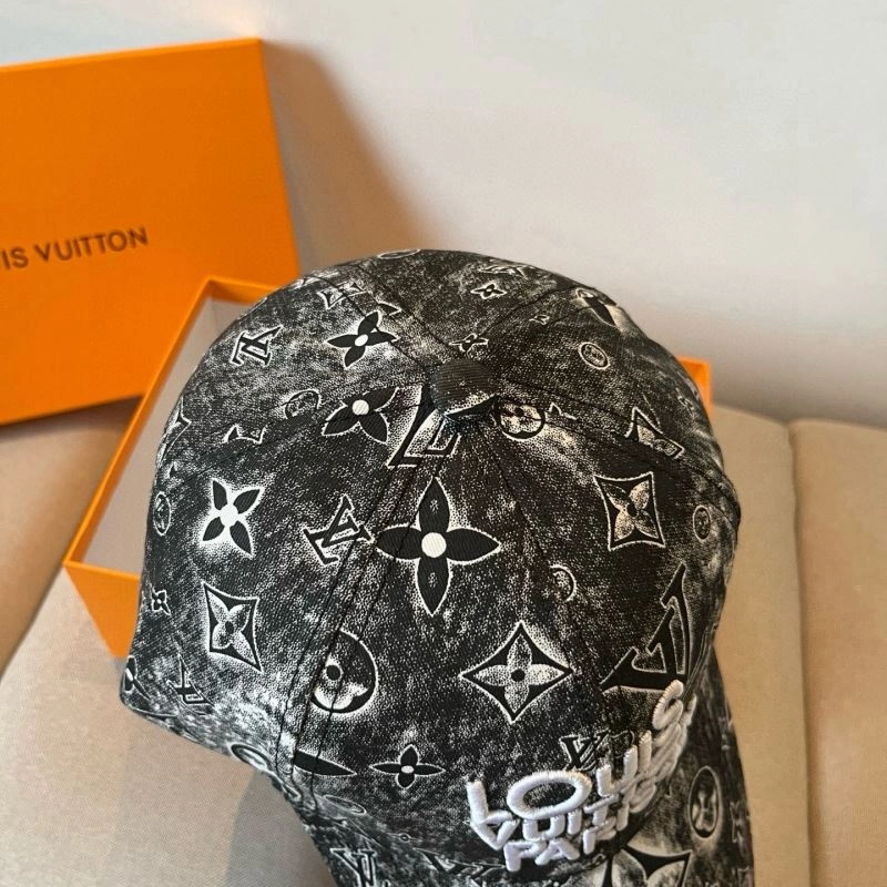 Refined Louis Vuitton Caps 258050