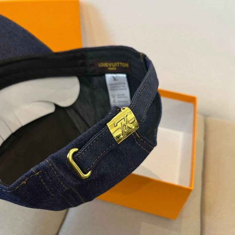 Minimalist Louis Vuitton Caps 258051