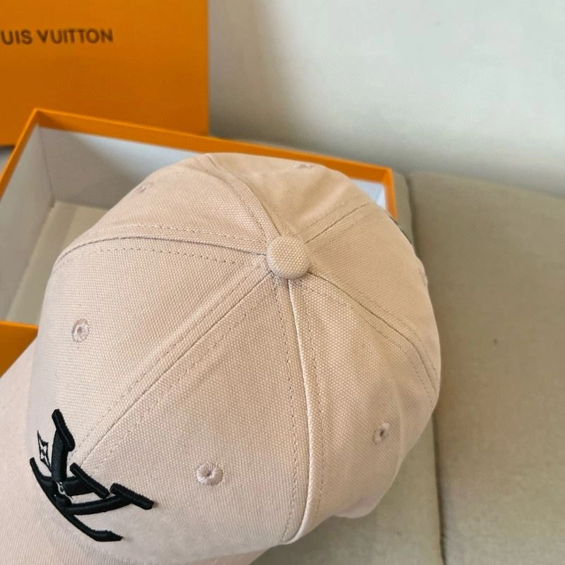 Louis Vuitton Caps ModernLook 258031