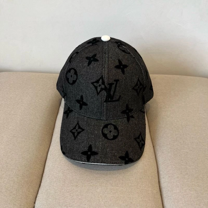Practical Louis Vuitton Caps 258040