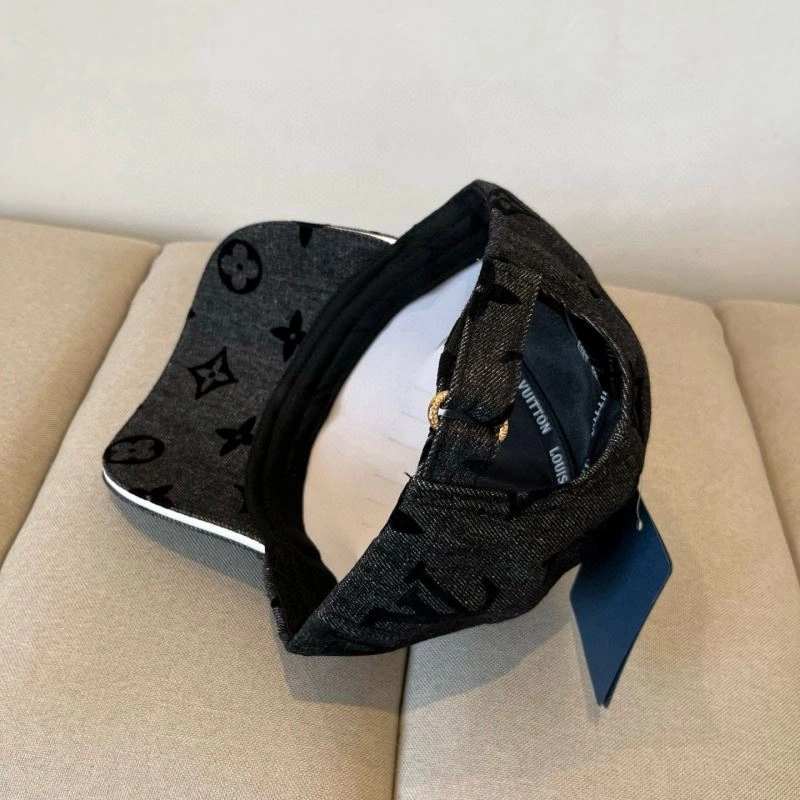 Practical Louis Vuitton Caps 258040