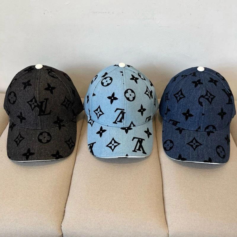 Practical Louis Vuitton Caps 258040