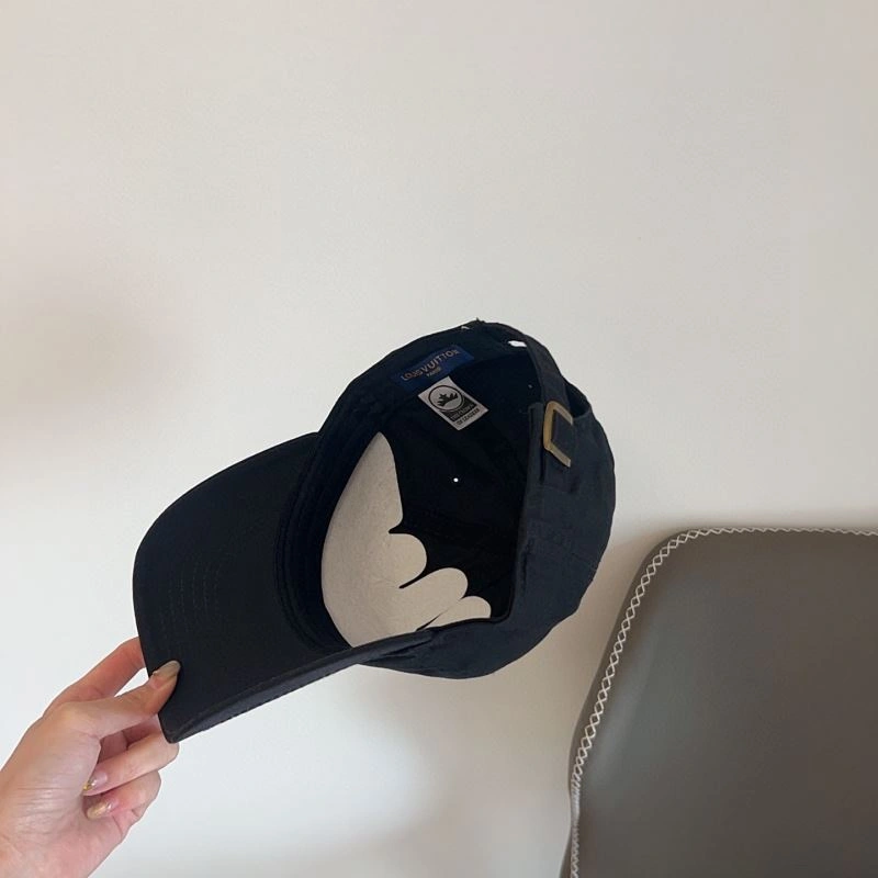 ModernLook Louis Vuitton Caps 258028