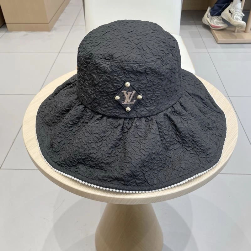 Seasonal Louis Vuitton Caps 258026