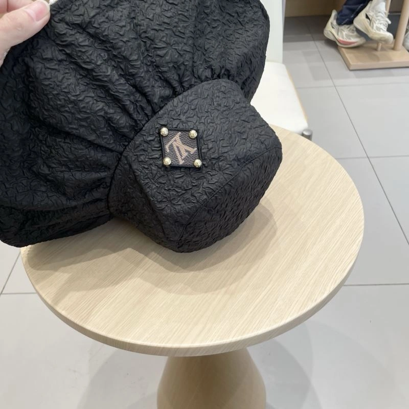 Seasonal Louis Vuitton Caps 258026