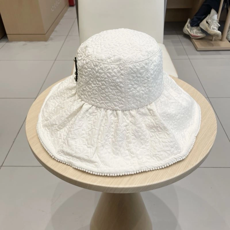 Louis Vuitton Caps Bold 258024