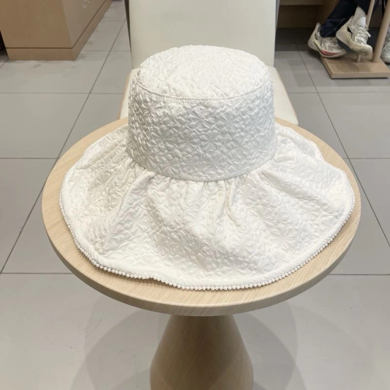 Louis Vuitton Caps Bold 258024