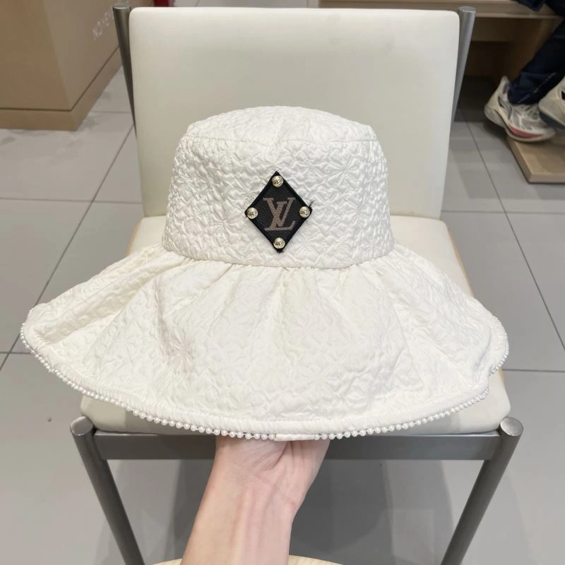 Louis Vuitton Caps Bold 258024