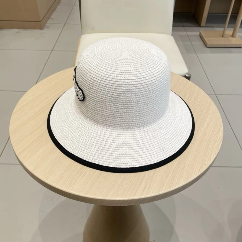 Stretchable Louis Vuitton Caps 258022