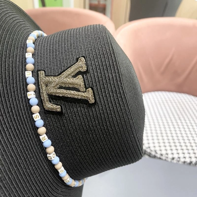 Louis Vuitton Caps Cozy 258009