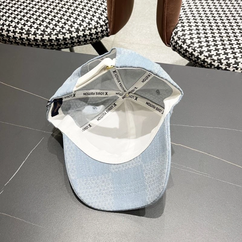 Fashionable Louis Vuitton Caps 258013