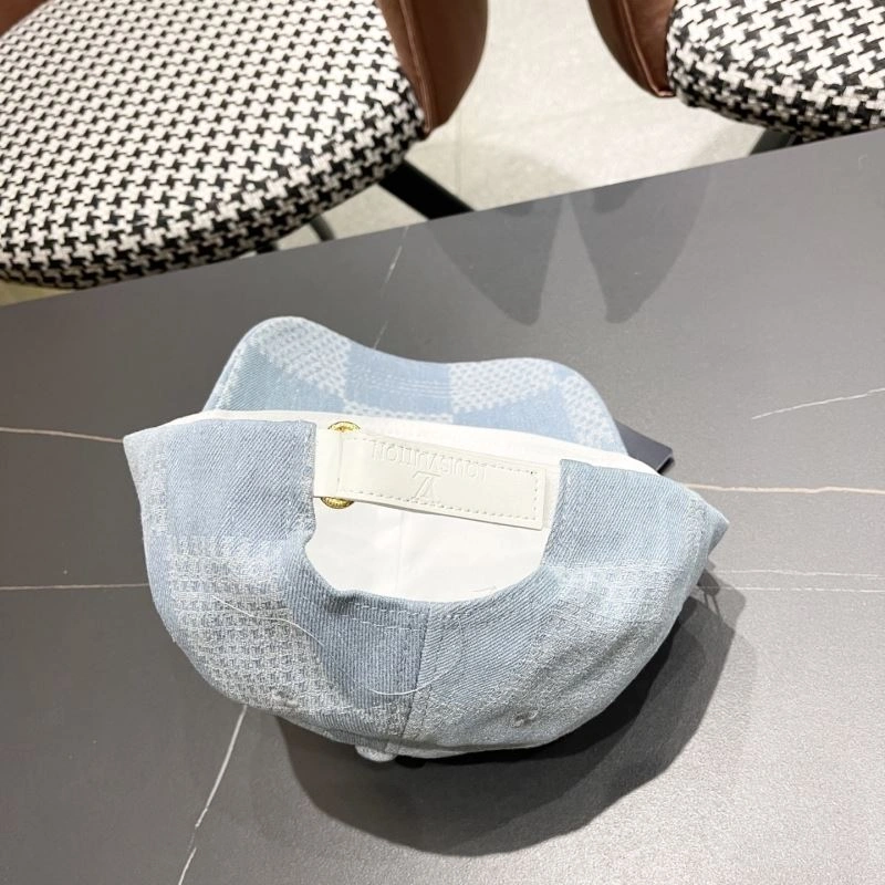 Fashionable Louis Vuitton Caps 258013