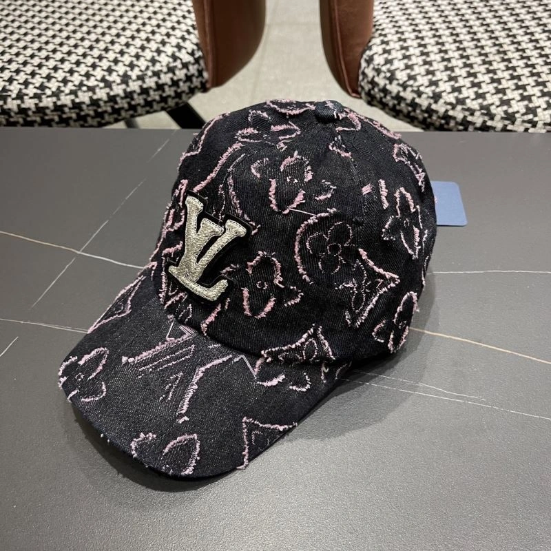 Packable Louis Vuitton Caps 258003